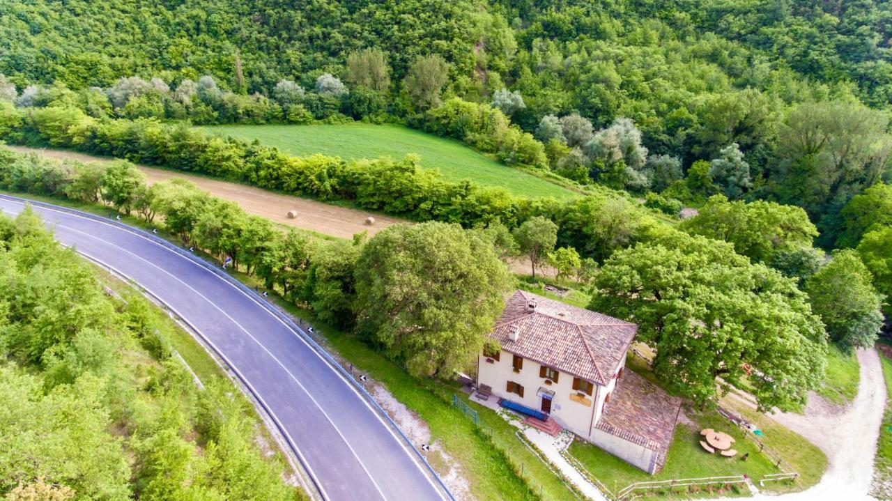 Agriturismo Le Due Querce Cerreto di Spoleto المظهر الخارجي الصورة